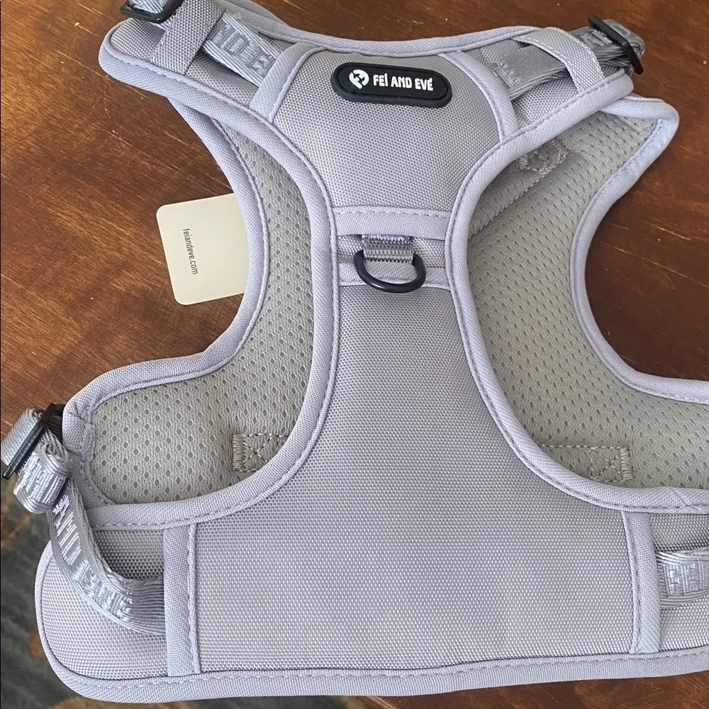 NWT New Edition, Fei and Eve Classic Dog Harness - Quick-Release Buckles size S